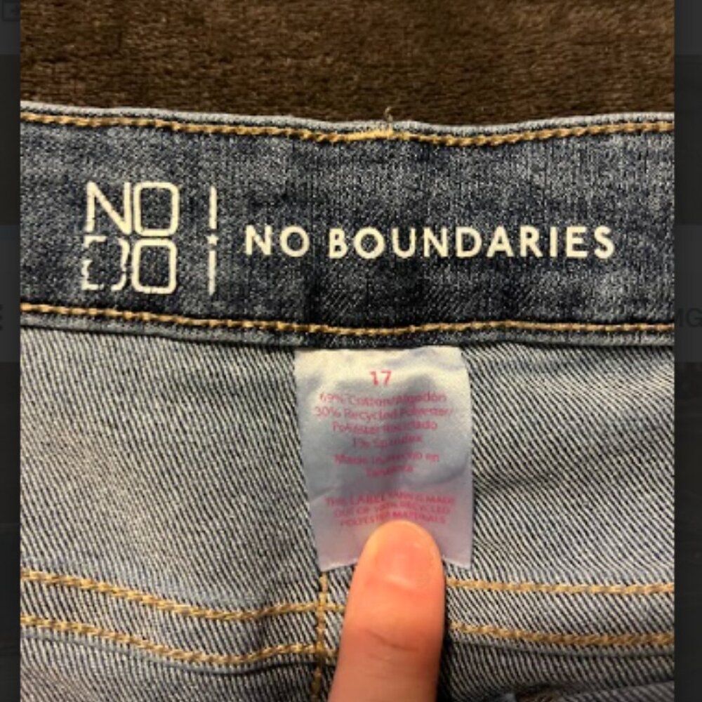 Jeans - Picture 2 of 3